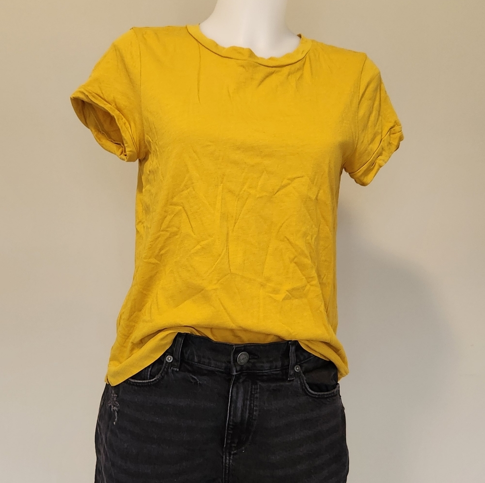 LOFT Classic golden yellow cotton short sleeve tee